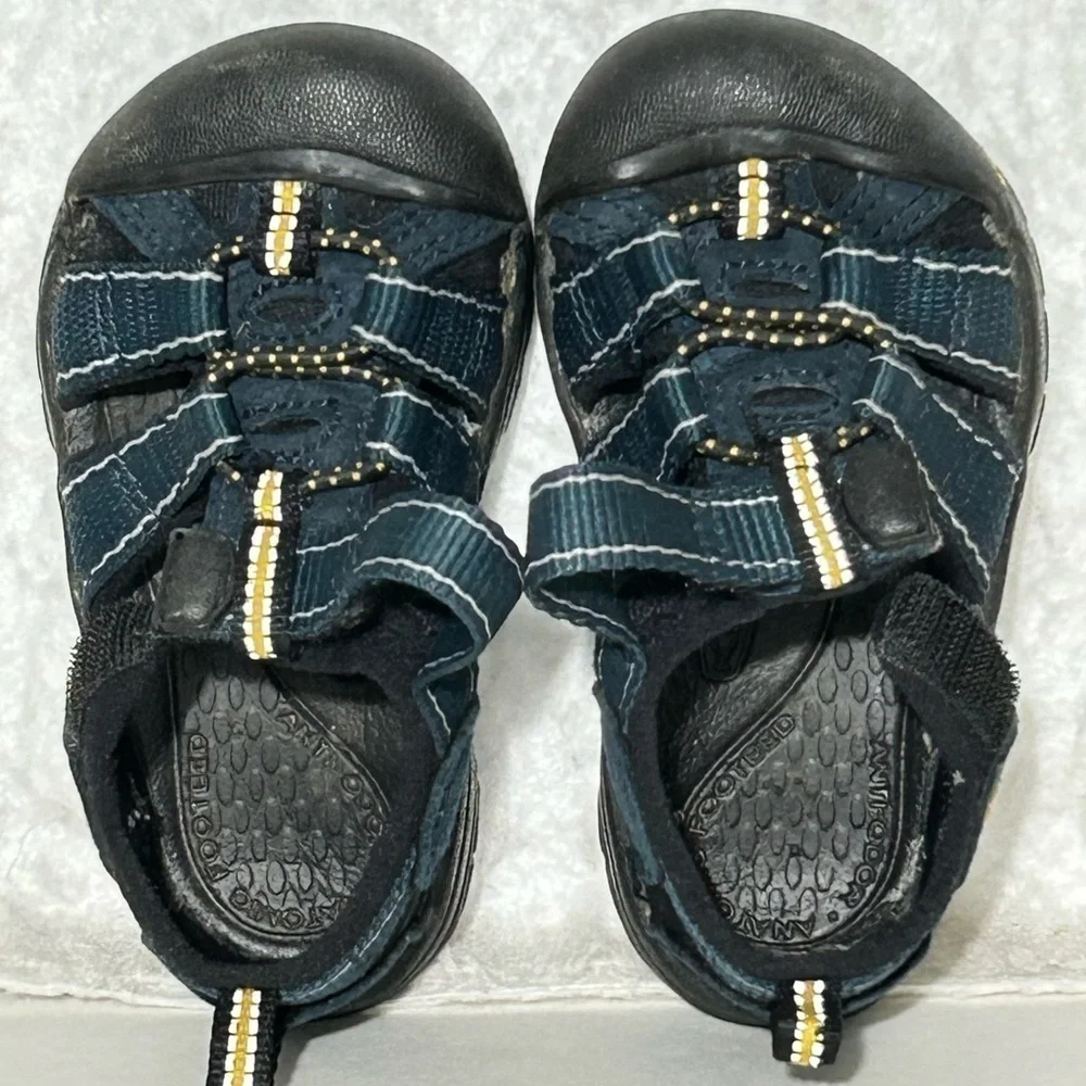 Keen Baby Newport H2 Blue Nylon Waterproof Outdoor Walking Washable Sandals SZ 4